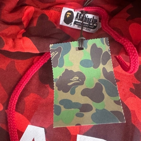 BAPE Red Camo Hoodie Size L - Picture 4 of 9